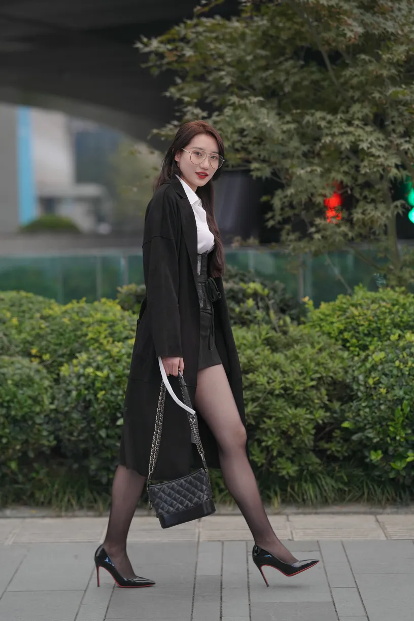 [Mzsock] NO.160 Long legs in black stockings street photography#[105P]-83